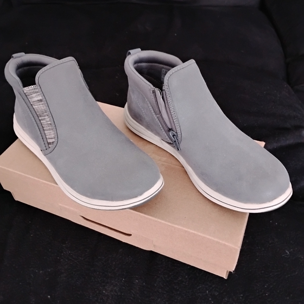 Clarks Cloudsteppers Breeze Clover Gray Side Zip Ankle Boots Shoes Women's 7